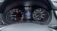 Nissan Qashqai 1.2 DiG-T N-Connecta 5dr Petrol Hatchback